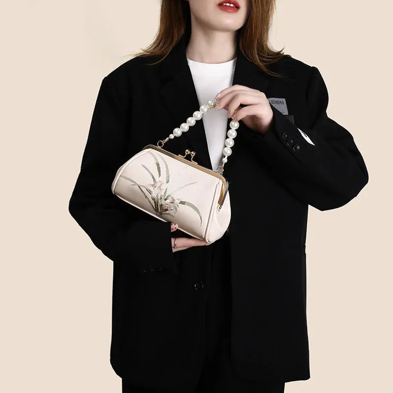 Beige embroidered PU shell shape women's shoulder bag with soft texture and casual style