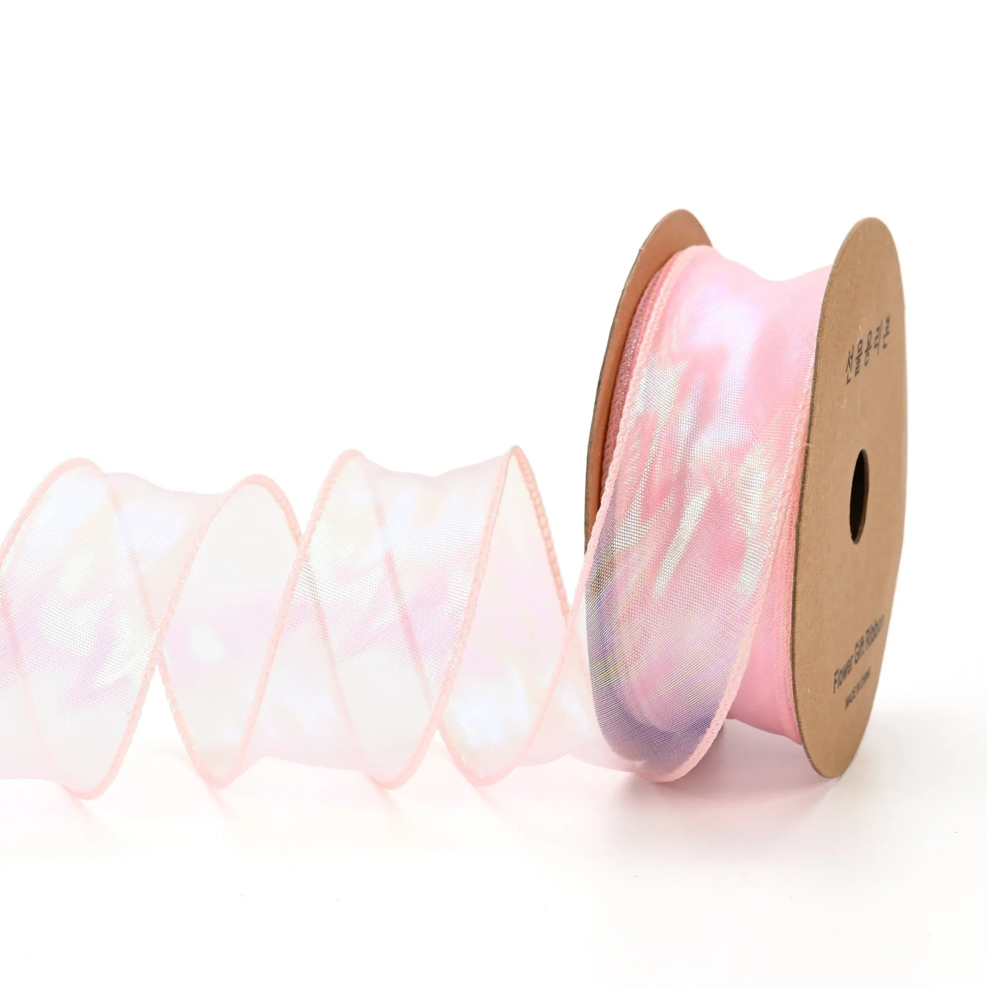 Fishtail yarn wave ribbon in various illusion colours showing 4cm width and textured mesh construction