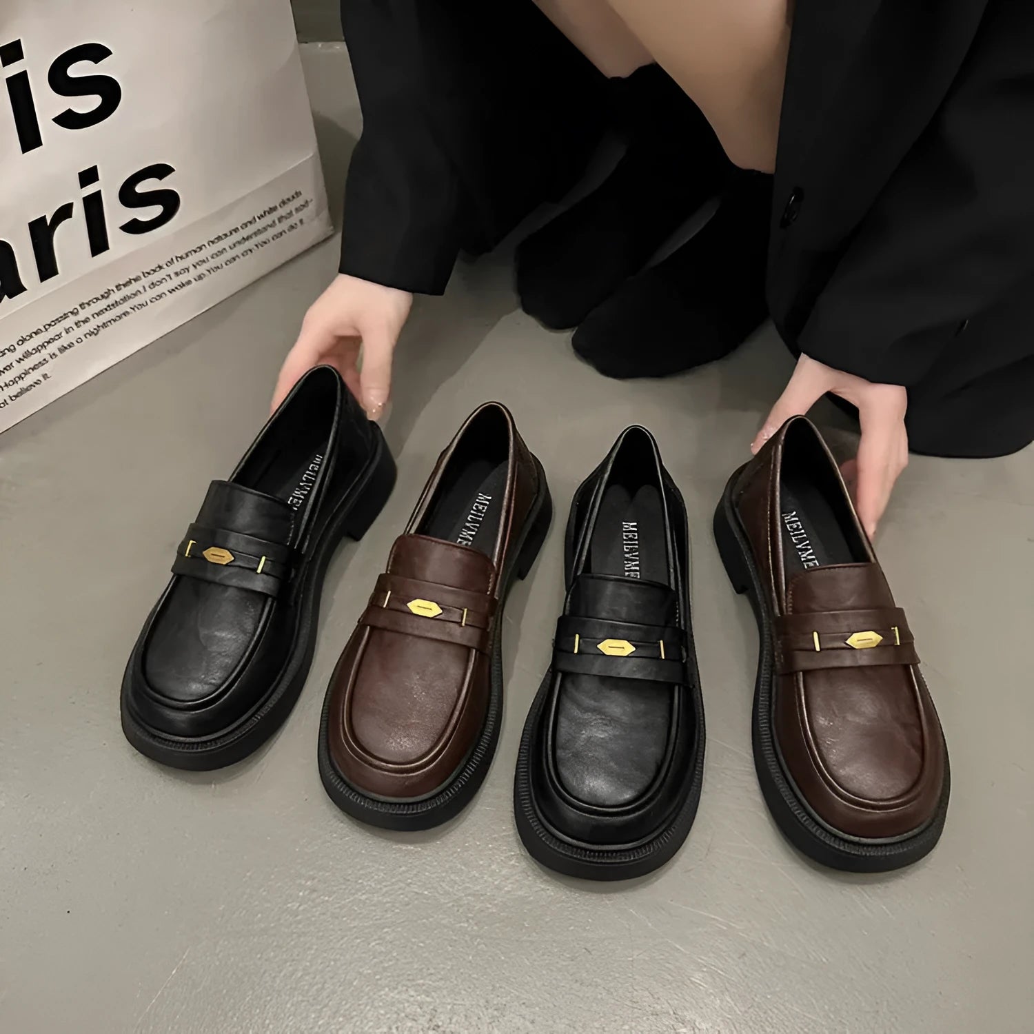 Women's small leather shoes, round toe, mid heel 3-5cm, microfiber upper, black colour