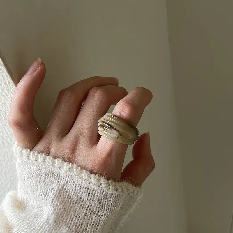 Geometric resin ring with irregular wide band in Chinese retro style