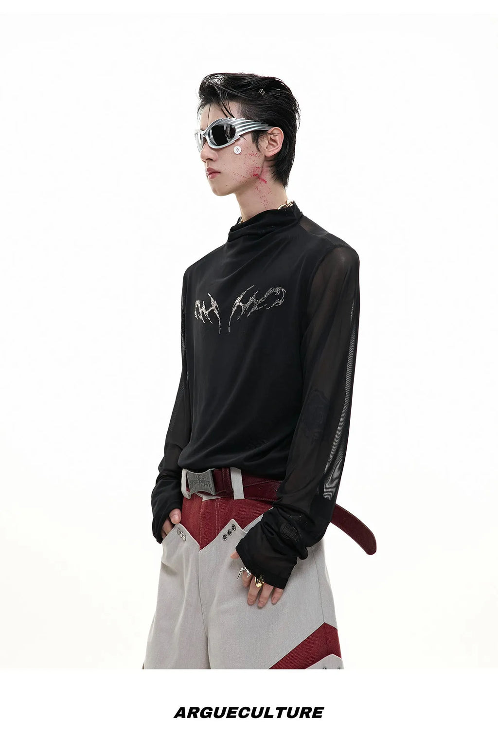 Niche mesh ice-feeling slim bottoming shirt with long sleeves in trendy style, showing fabric texture and fit
