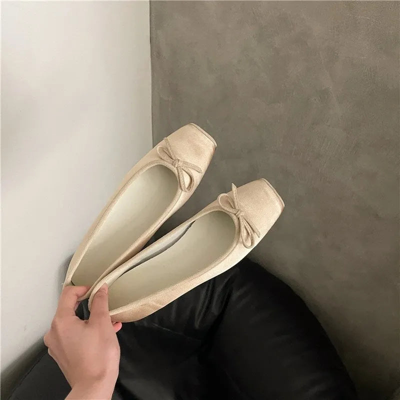 Women's square toe bow satin shoes with hidden heels in solid colour, rubber sole, size 35-40