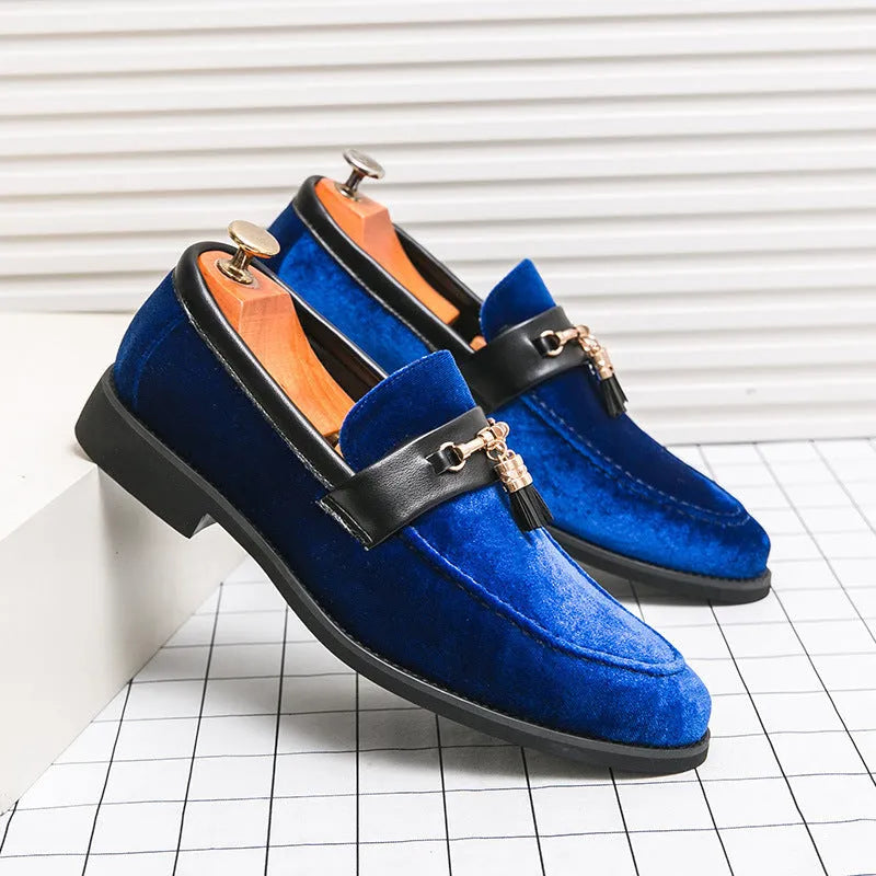 Men's retro fringed loafers in solid colour, artificial PU upper, low-top design, available in black