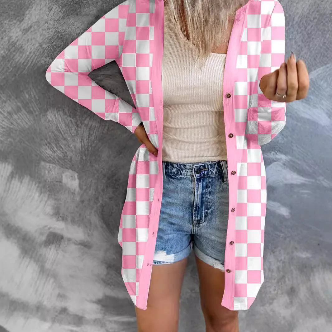 Women's long plaid cardigan coat in loose knitted construction with contrast colour pattern