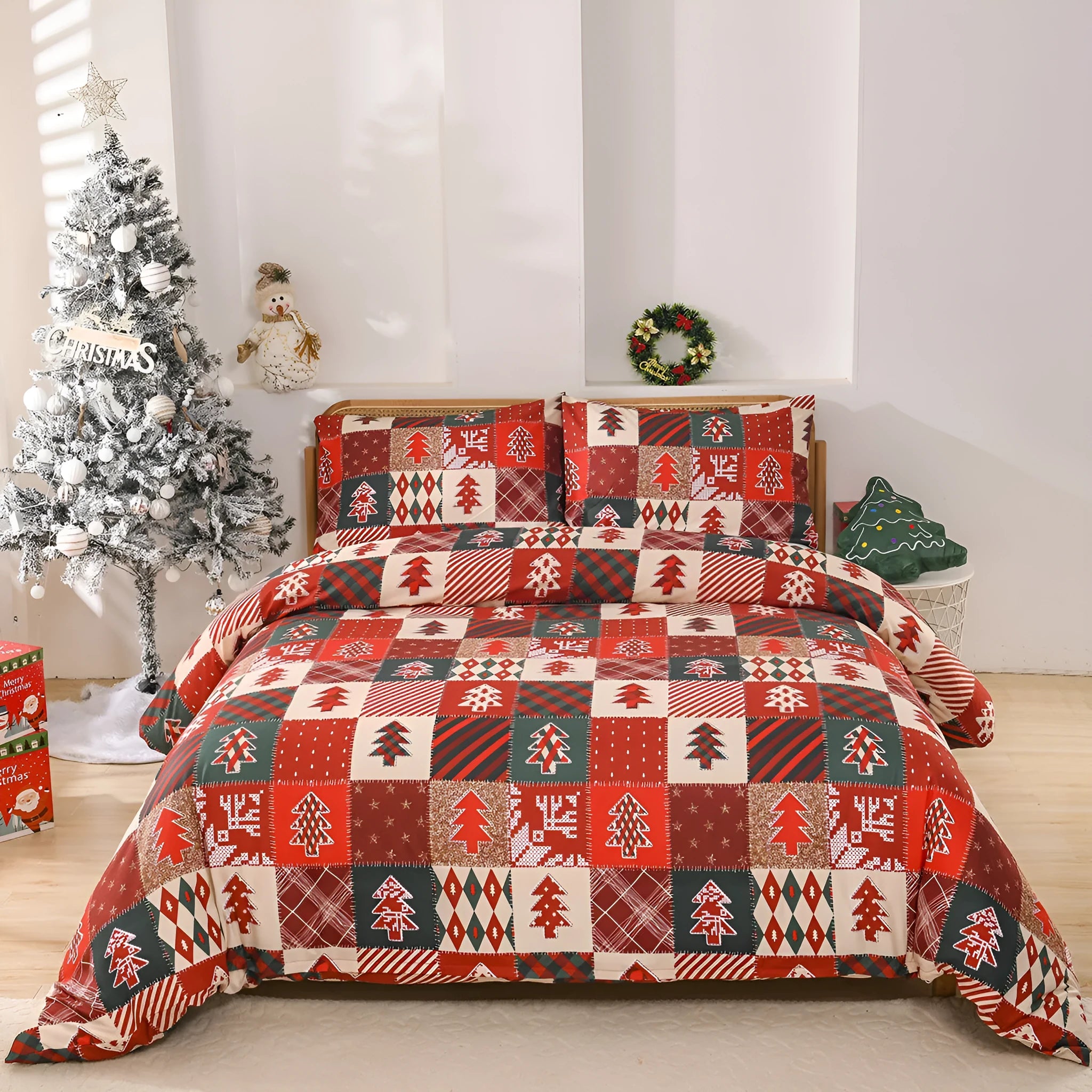 Christmas red plaid pattern European style bedding three-piece set with quilt cover and pillowcases.