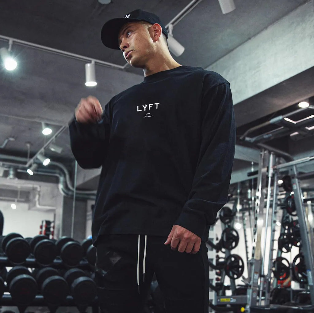 Mens stretch long sleeve cotton sports bottoming shirt in black round neck design
