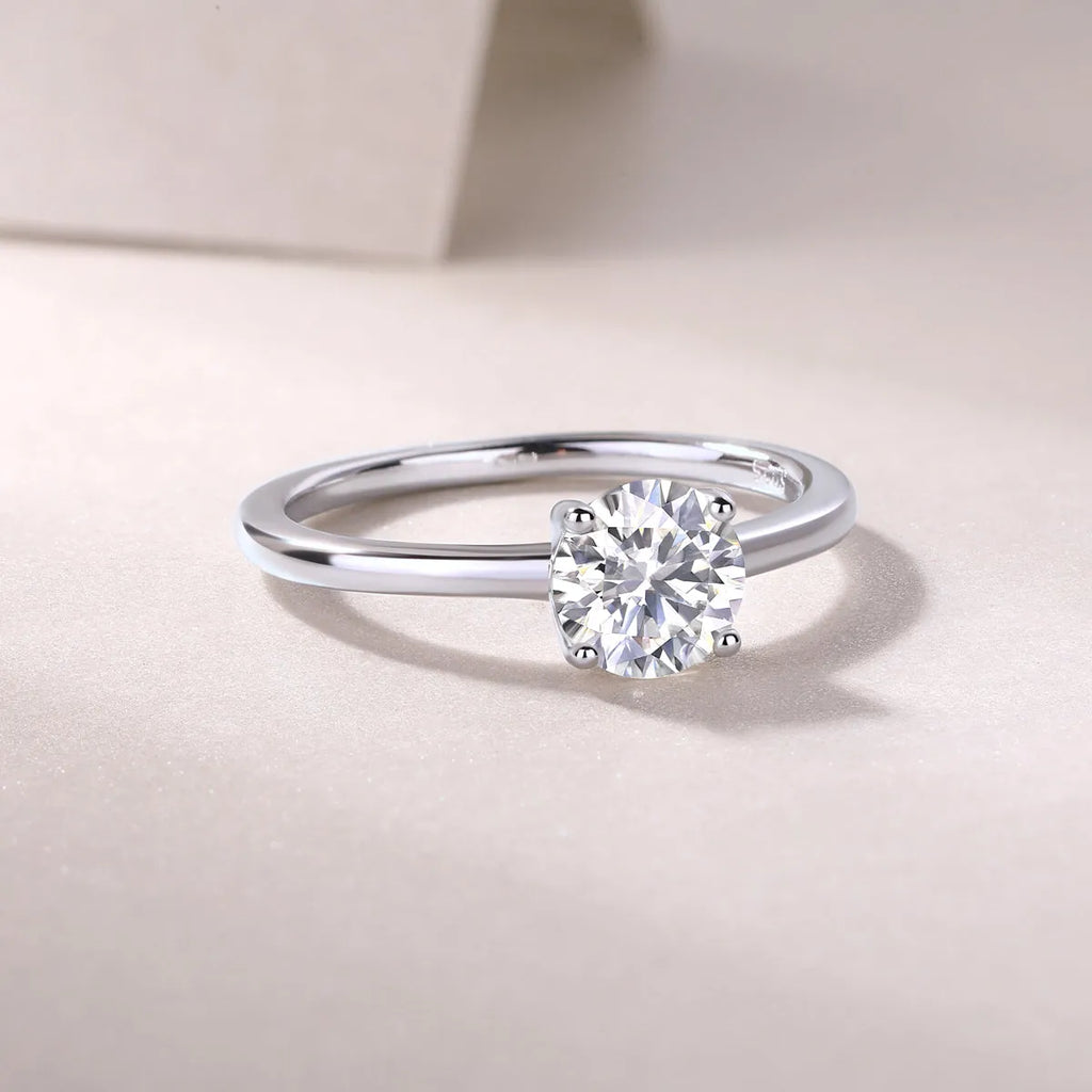 Heart-shaped 1 carat moissanite wedding ring set S925 silver platinum-plated with gift box