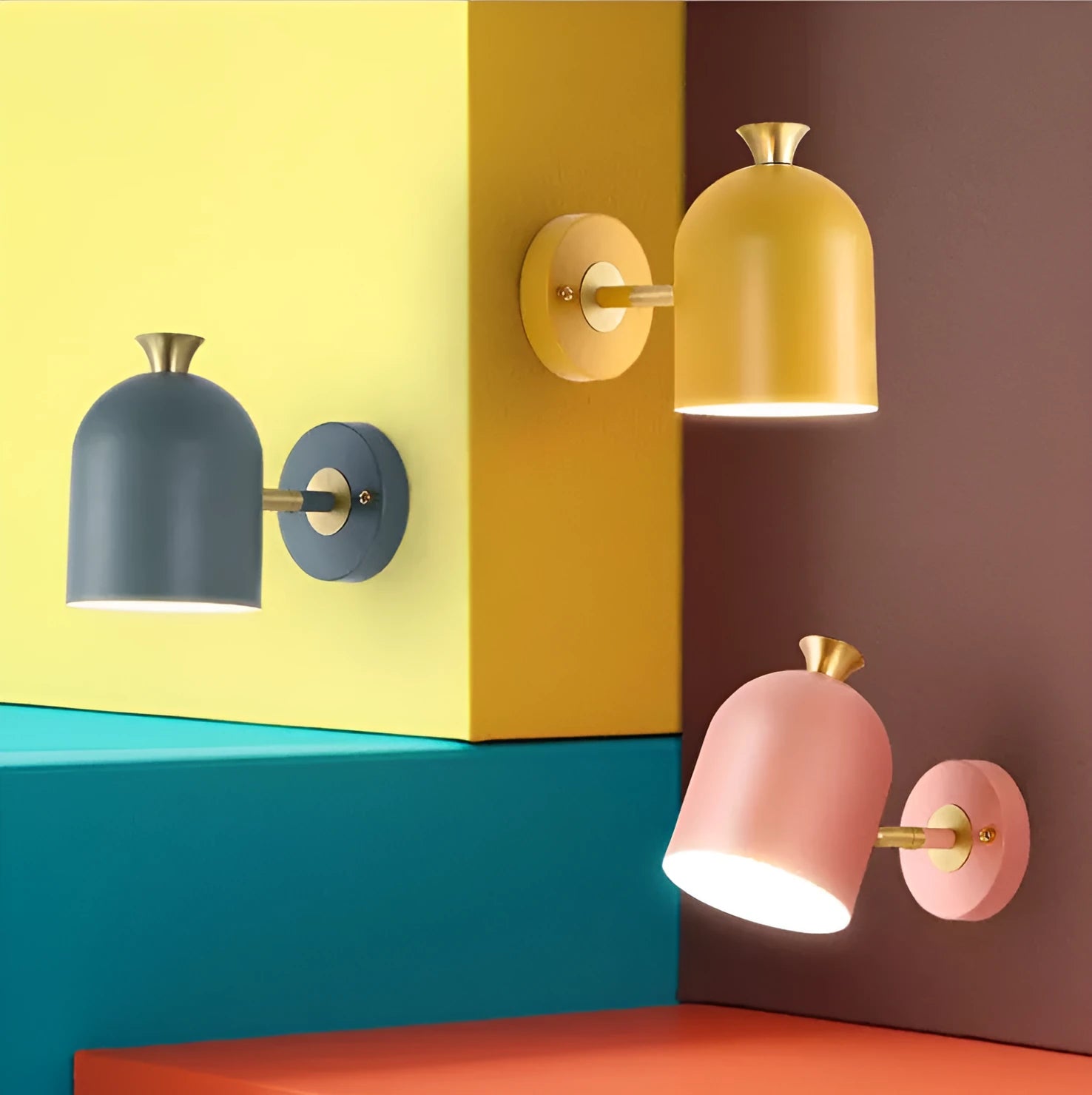 Single-head aluminium wall lamp with mirror front in choice of blue, green, pink or yellow LED light.