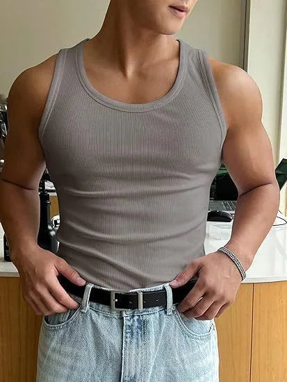 Men's tight-fit round neck sports T-shirt in polyester with wool lining, shown in multiple colour options.