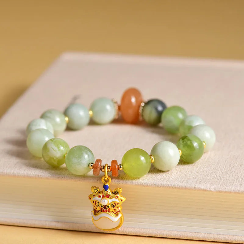 Green milk-in-water Xingshi stone jade pendant bracelet with 10mm geometric retro design for women