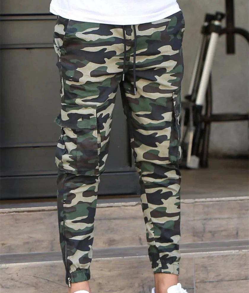 Men's casual camouflage pants with elastic waist and full-length polyester cargo style in blue and green colours
