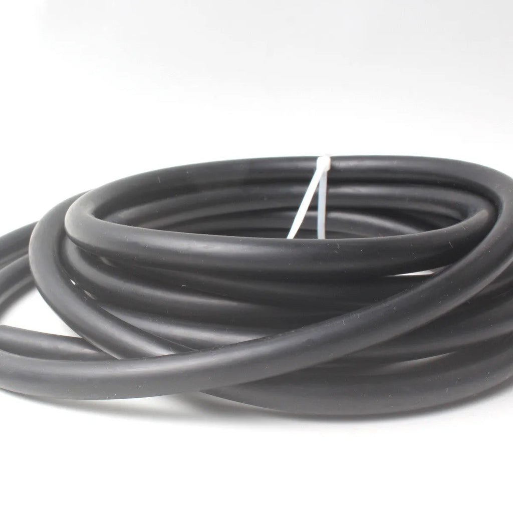 Black latex speargun tube with 500-600% tensile range for diving speargun propulsion