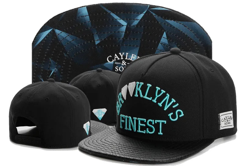Cotton snapback baseball cap with adjustable back, black colour, side view