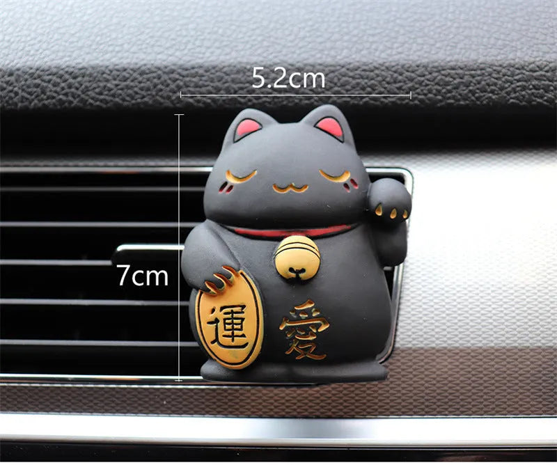 Black cat and white cat resin car vent aromatherapy clip air freshener on car dashboard