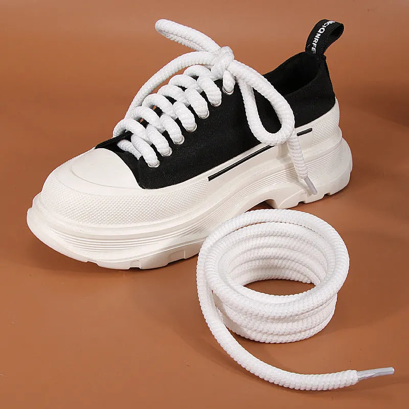 Round woven shoelaces for bread shoes in white, beige and black colours showing length options