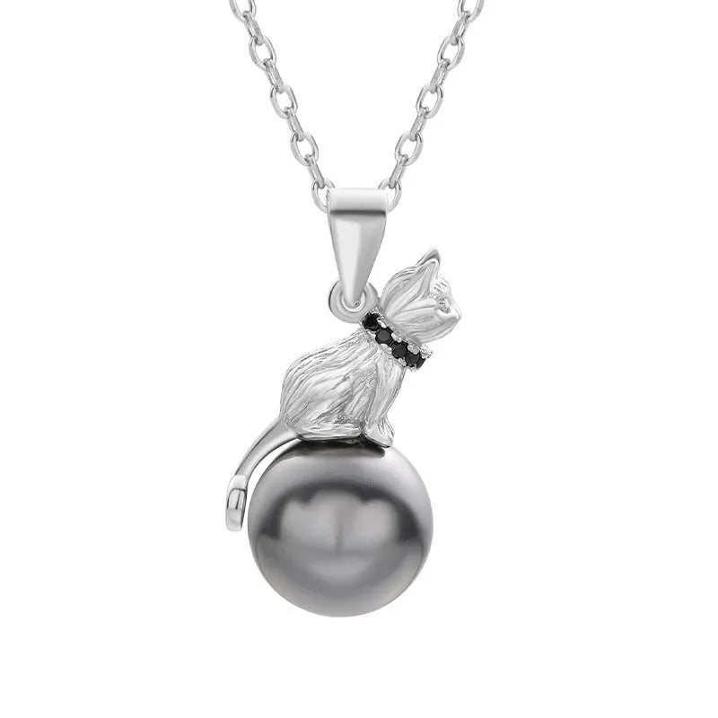 Sterling silver cat pendant necklace with detailed silhouette on 38-45cm chain