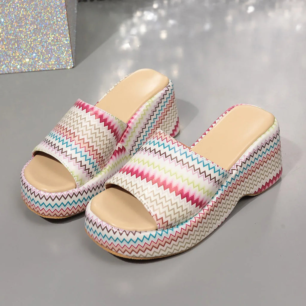 Women's colourful wave print wedge sandals with thick rubber sole and fish mouth toe