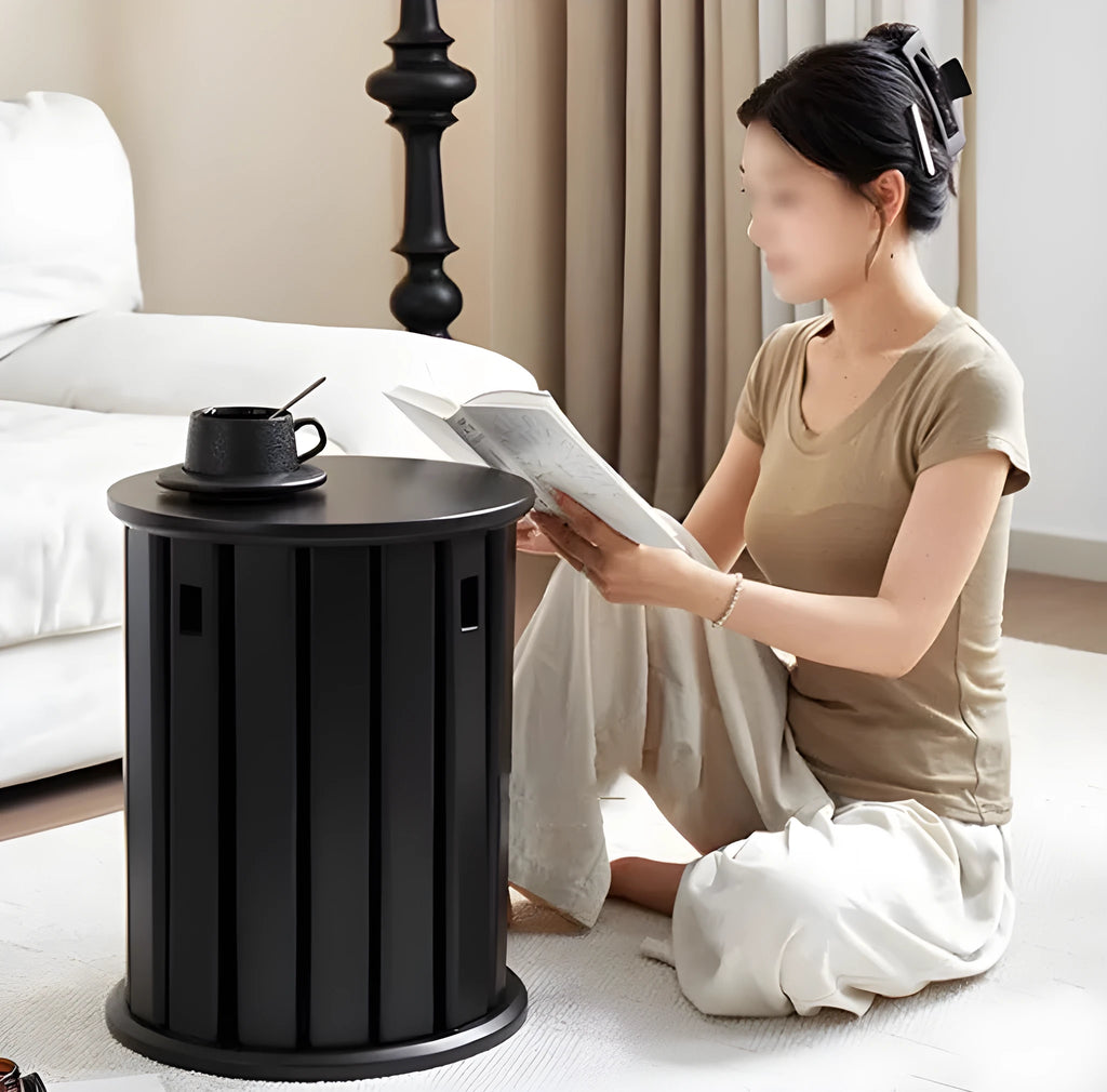 Stackable iron dining stool in modern round design with metal construction