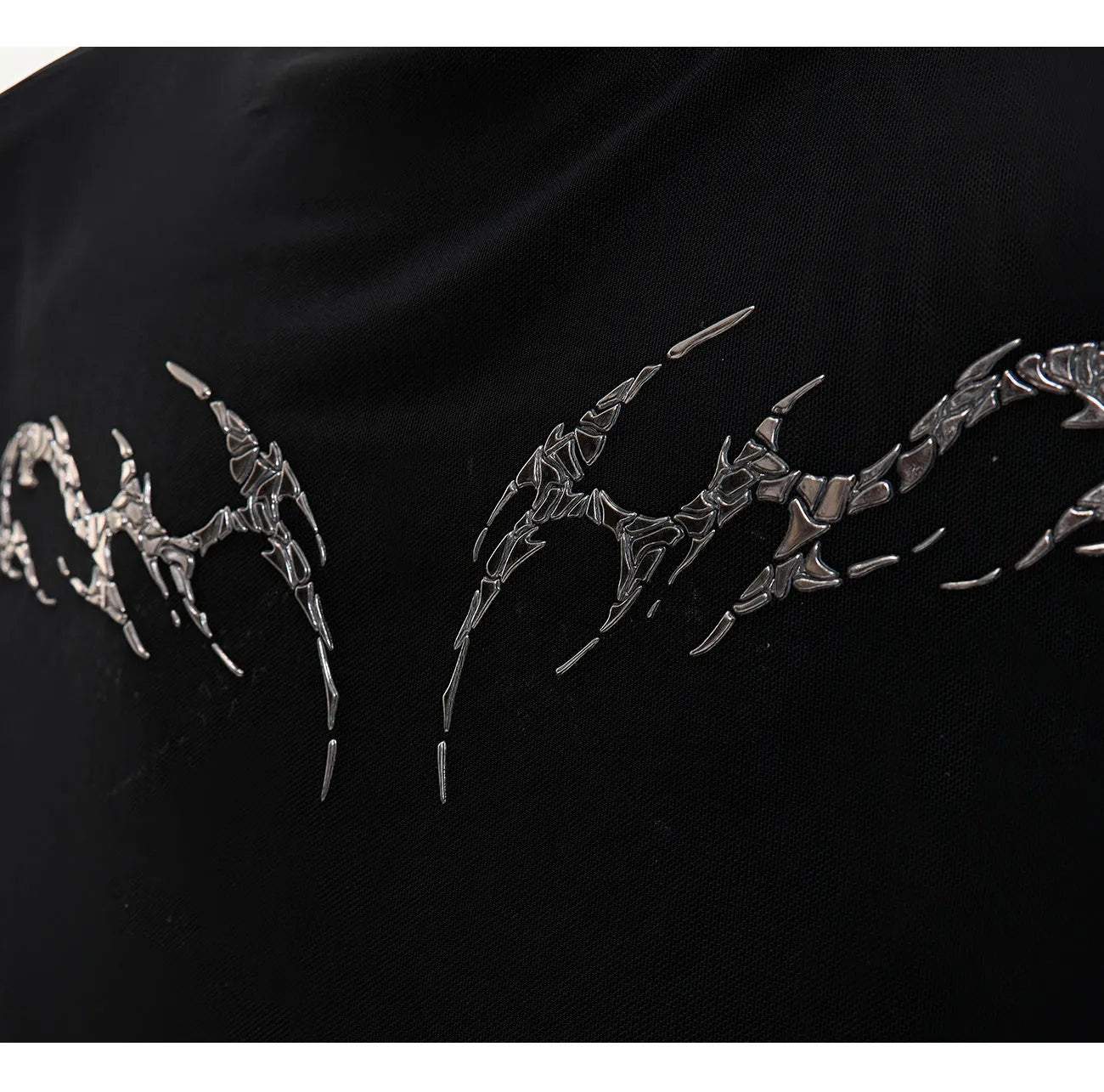 Niche mesh ice-feeling slim bottoming shirt with long sleeves in trendy style, showing fabric texture and fit
