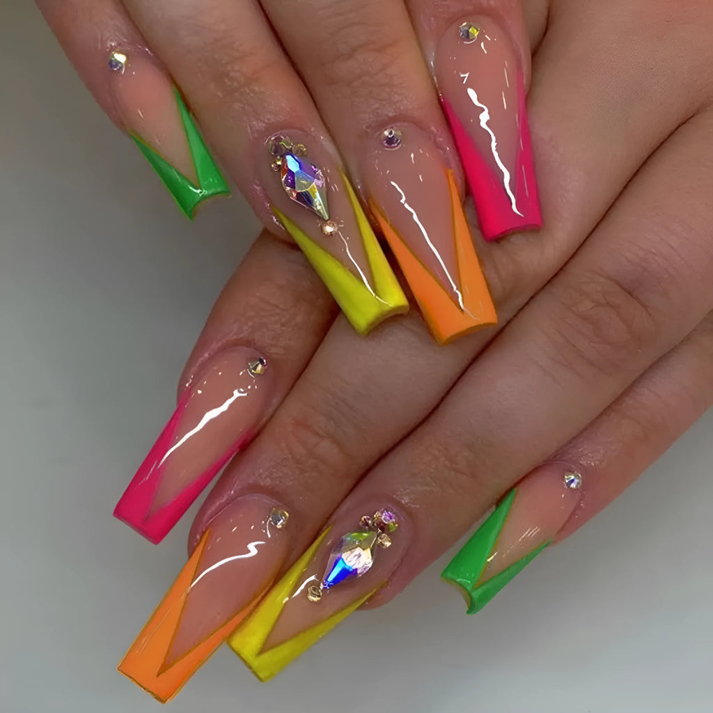Detachable artificial nail tips in diamond colour French style with cartoon, love and cross heart decorative patterns