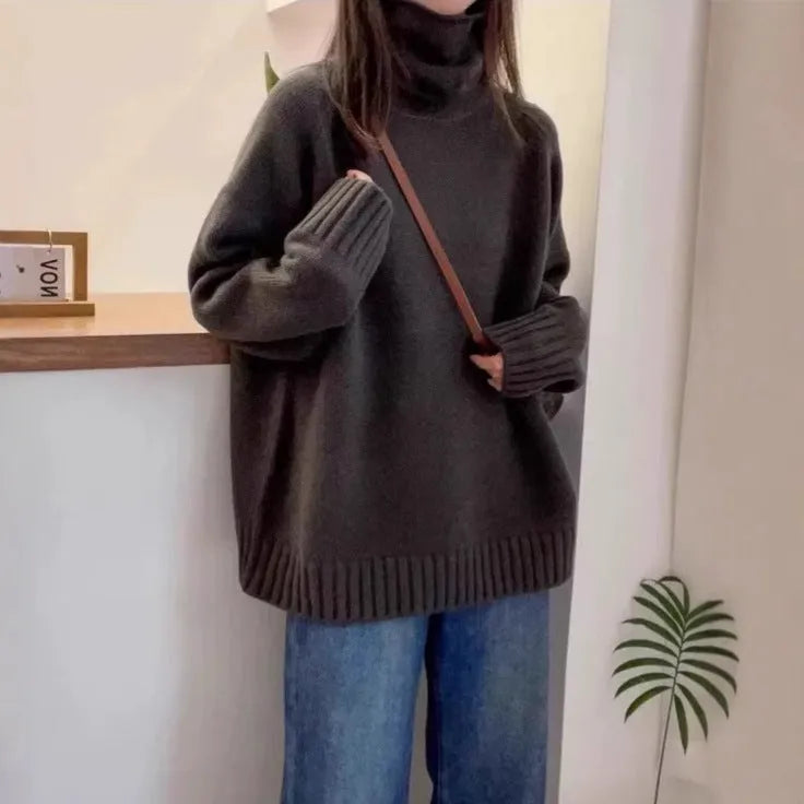 Women's loose turtleneck sweater with thick curling pile collar in polyester mesh fabric