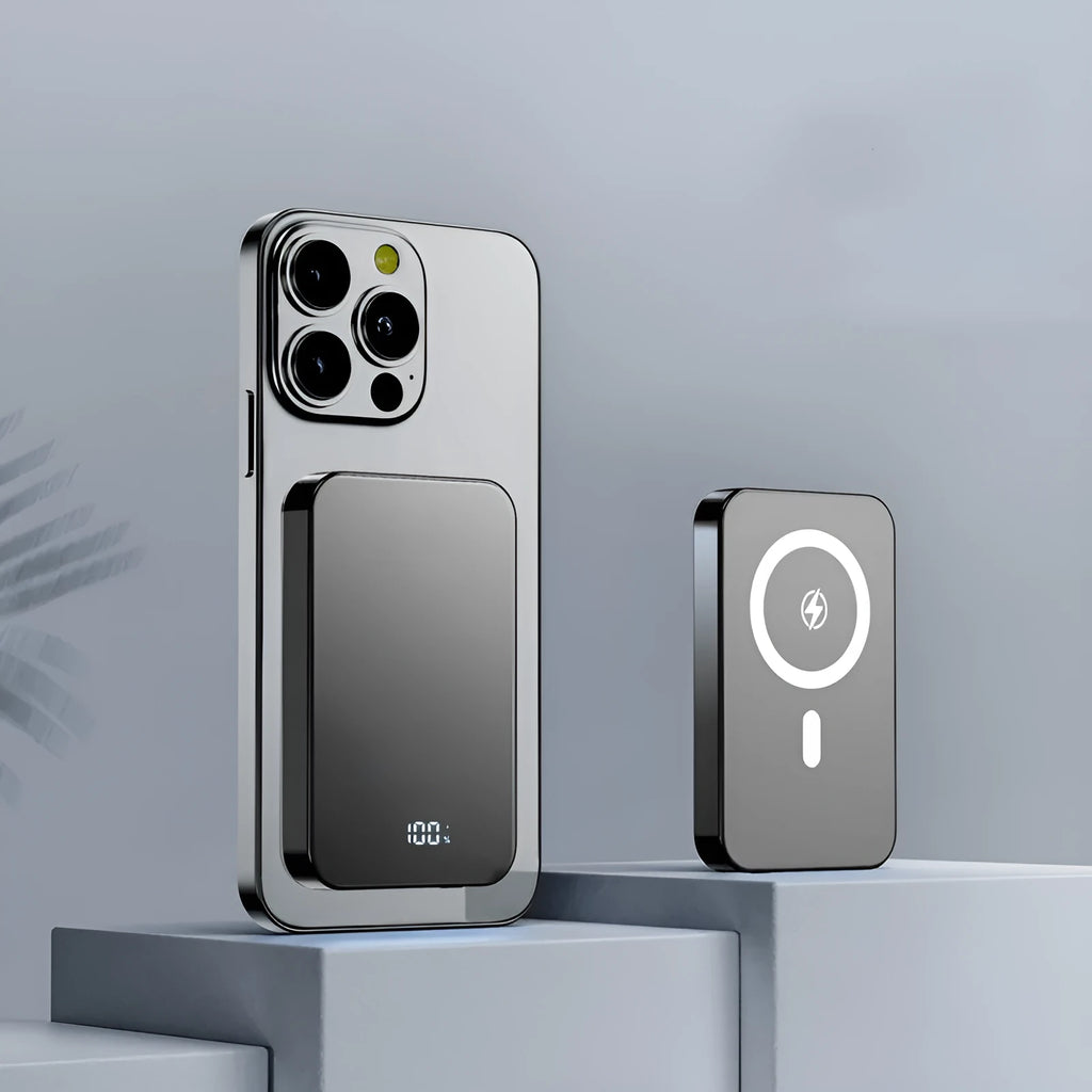 Super large capacity three-in-one wireless power bank 10000mAh alloy shell magnetic suction digital display