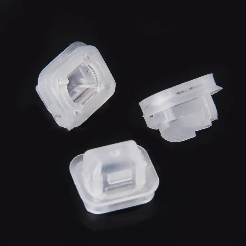 BMW 5 Series 7 Series interior plastic fastener clips pack of 100 with 17.3mm x 15.2mm dimensions