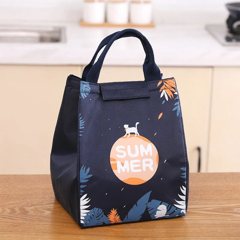 Insulated Oxford cloth lunch bag with thickened thermal layer in office setting