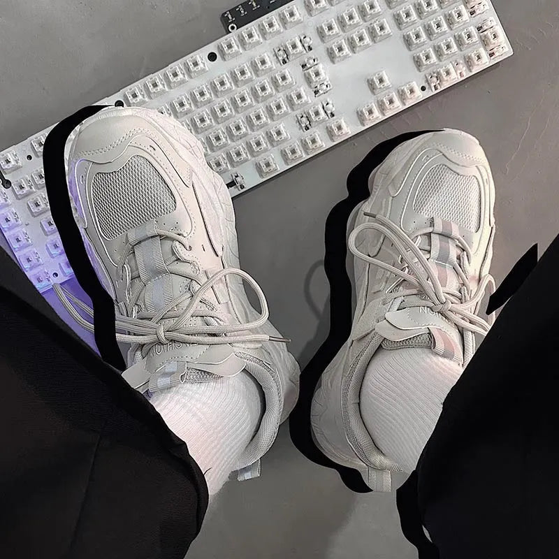 Fashion vulcanized chunky sneakers for men women in black colour with PU mesh upper and rubber sole