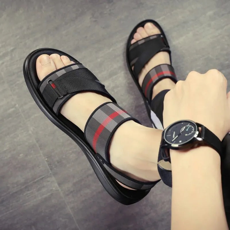 Youth sports sandals in leisure style with Lycra upper and polyurethane sole
