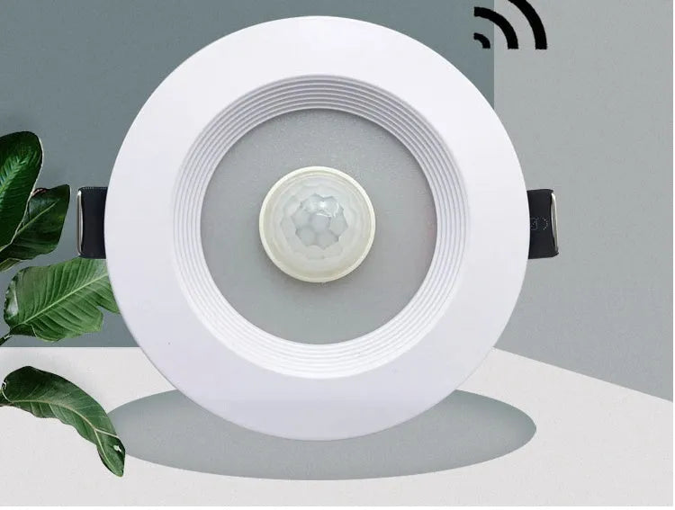 Infrared motion sensing LED downlight spotlight with aluminium housing for ceiling installation