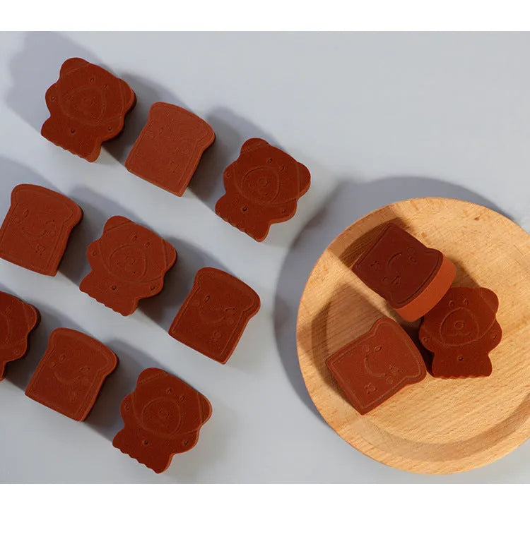 Kapmore 6PCS cute makeup sponge set with cartoon bear and toast shapes in brown, including packing bag