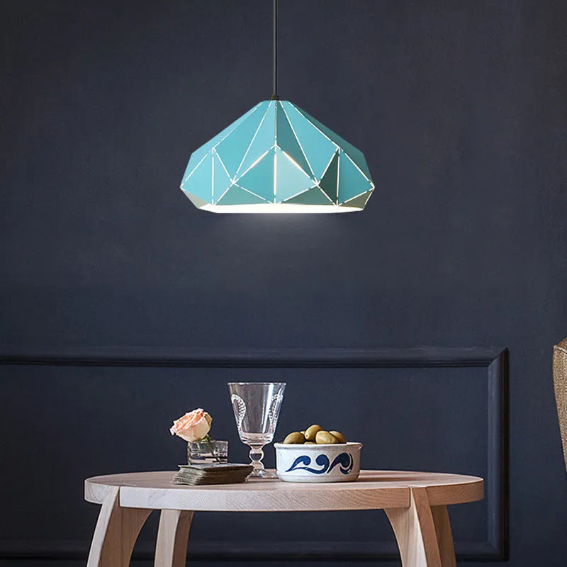 Individual single head geometric iron chandelier with 25cm diameter in black or white