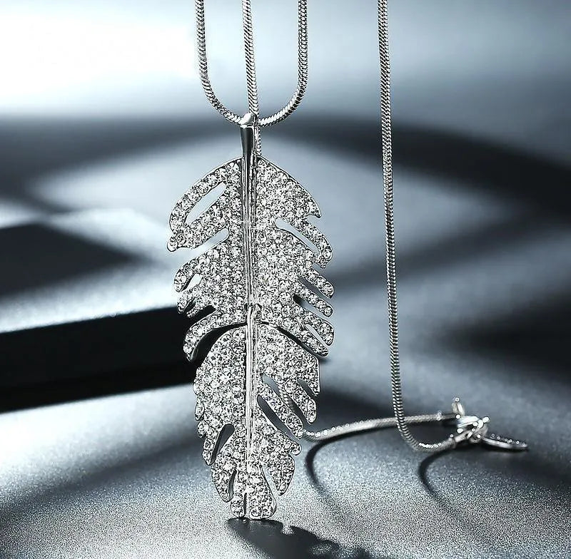 Women's long necklace and pendant with 75cm alloy chain and water drill finish in colour X217G