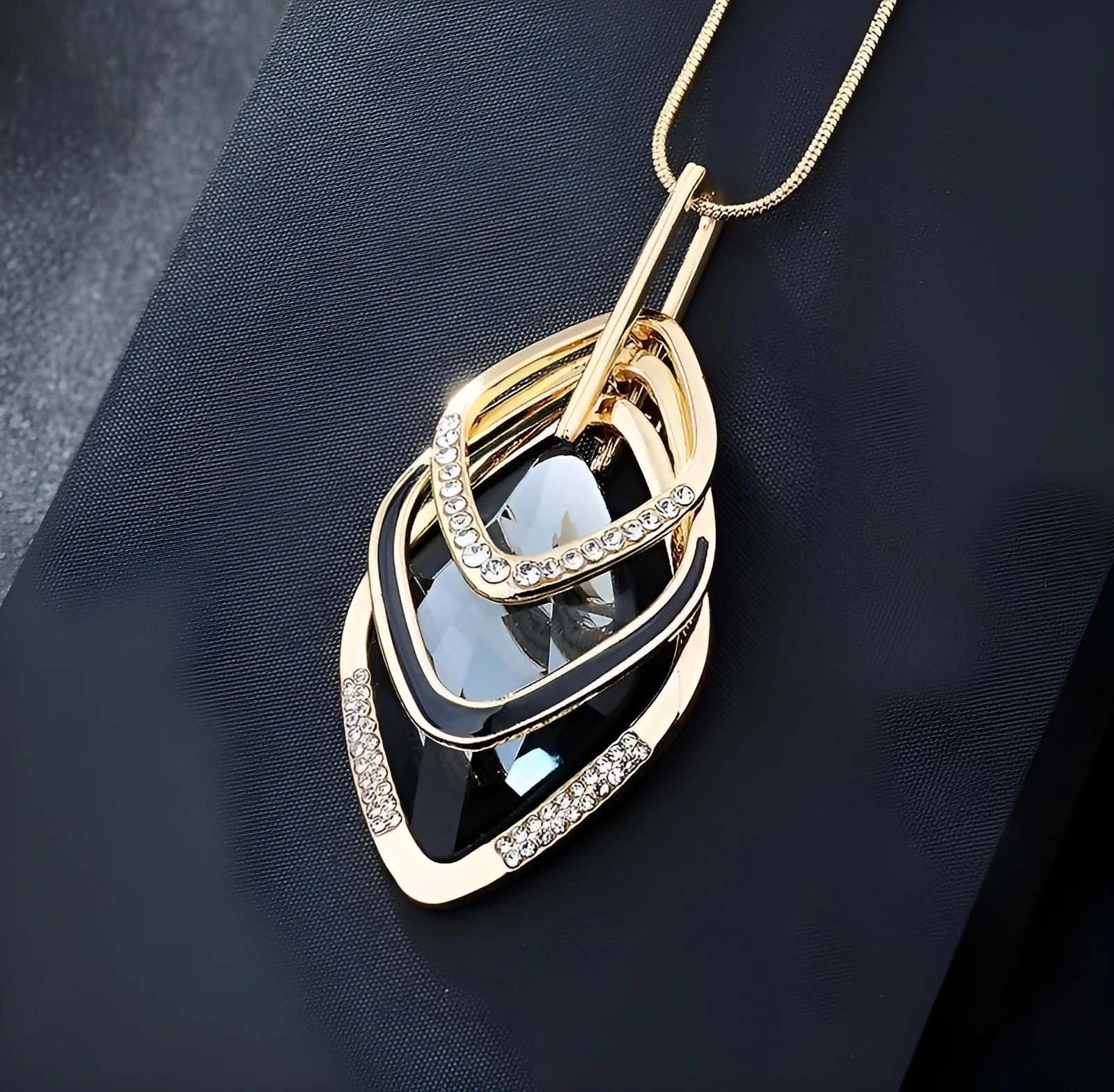 Women's long necklace and pendant with 75cm alloy chain and water drill finish in colour X217G