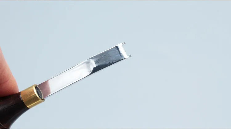 Leather handle wide shovel edge thinning knife with sectional cutting design