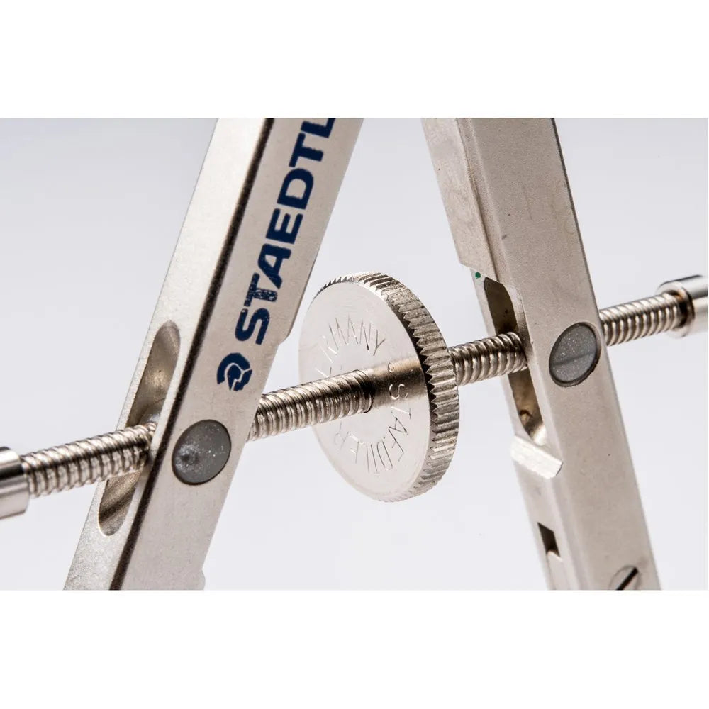 Staedtler 551 01 German steel precision car compass with telescopic rod for 265mm circles