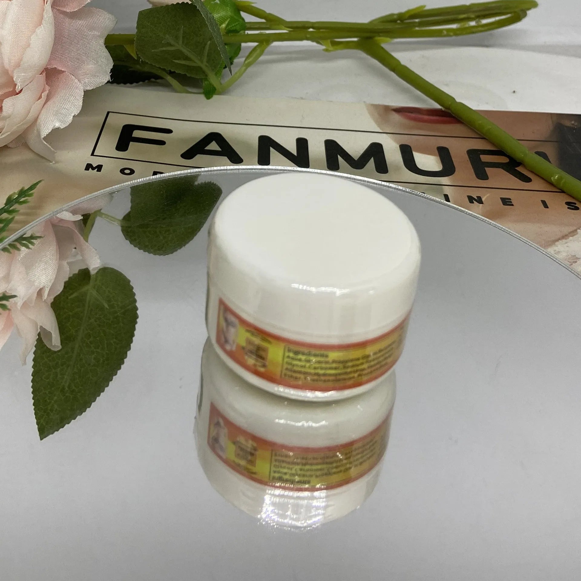 Ginger firming massage cream in a jar, 50g net content, photo colour