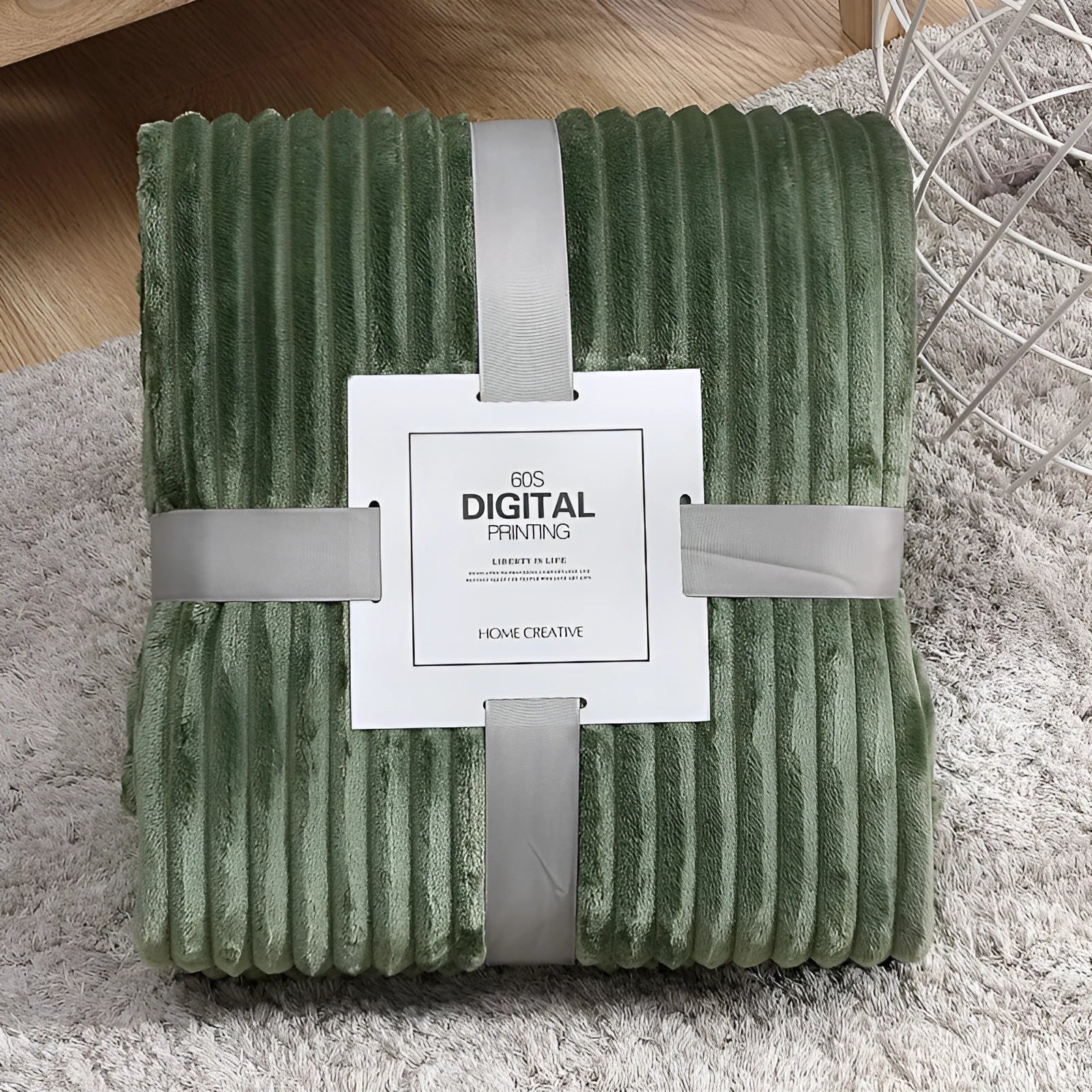 Striped coral fleece blanket in grass green colour, 100% polyester fibre, size 150x200cm, American style