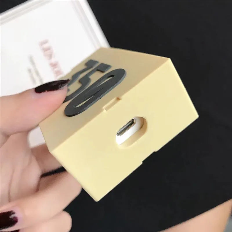 Silicone protective sleeve for Apple AirPods 1st and 2nd generation with carabiner, solid colour design