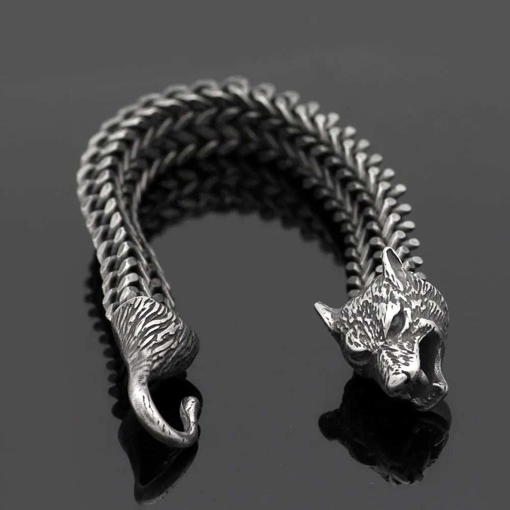 Men's titanium steel wolf head Cuban chain bracelet vintage black 21cm