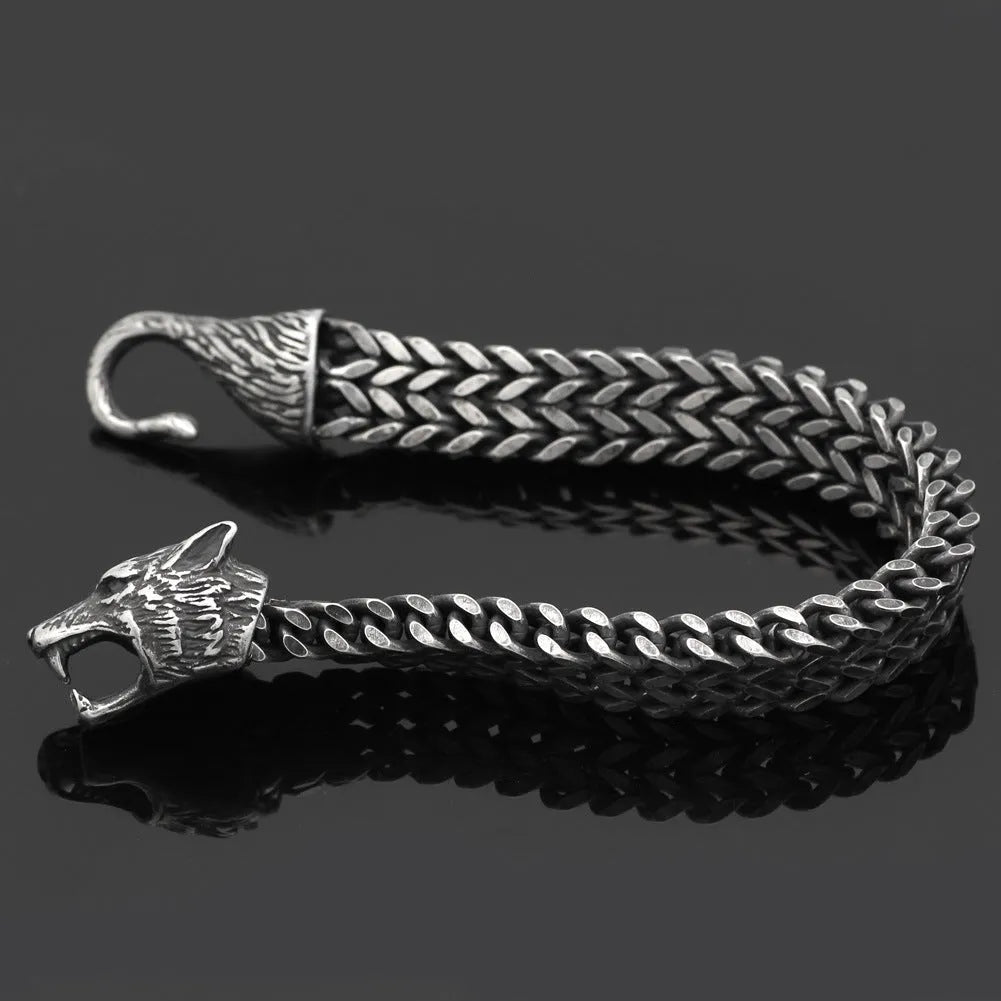 Men's titanium steel wolf head Cuban chain bracelet vintage black 21cm