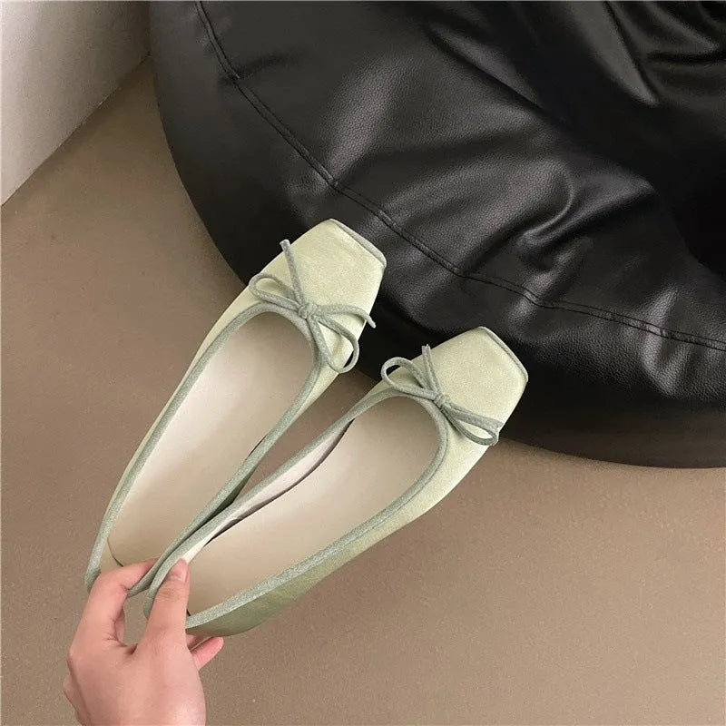Women's square toe bow satin shoes with hidden heels in solid colour, rubber sole, size 35-40