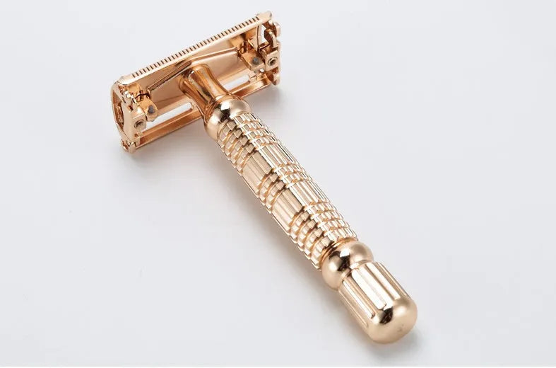 Rose gold chrome plated double edge safety razor with butterfly head in travel storage box with mirror