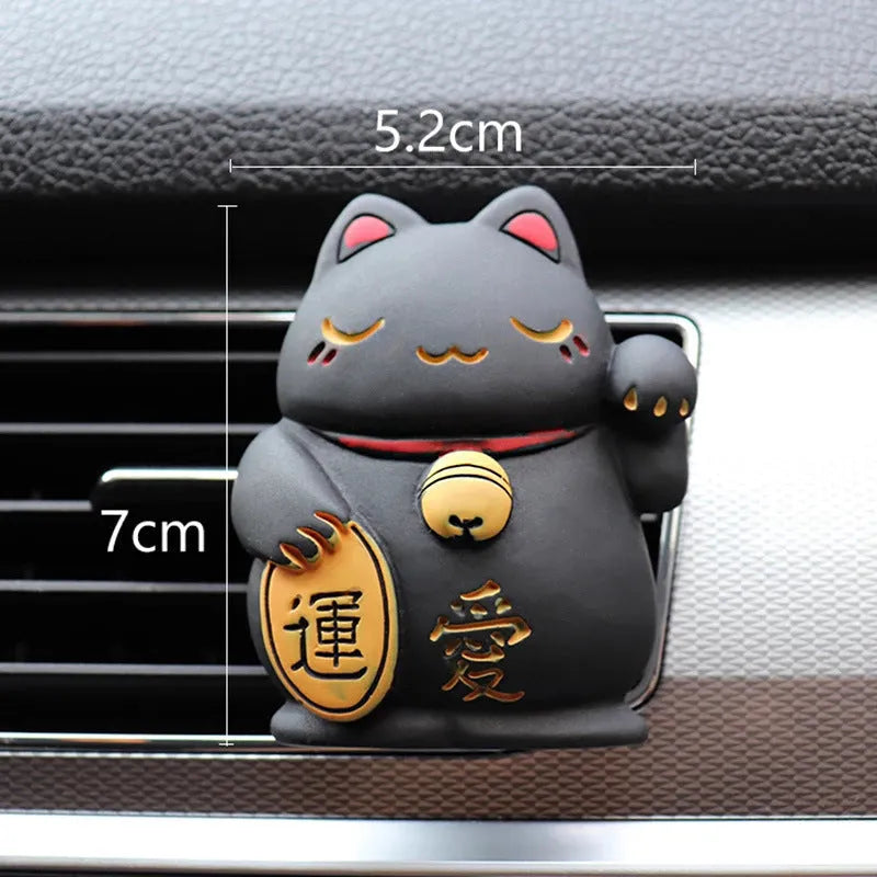 Black cat and white cat resin car vent aromatherapy clip air freshener on car dashboard