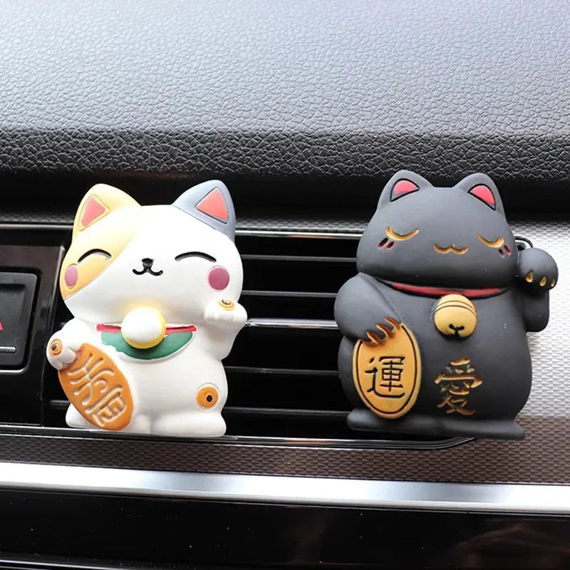 Black cat and white cat resin car vent aromatherapy clip air freshener on car dashboard