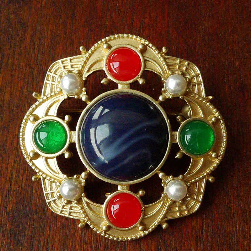 Vintage zinc alloy baroque brooch with diamond shape and antique metal finish