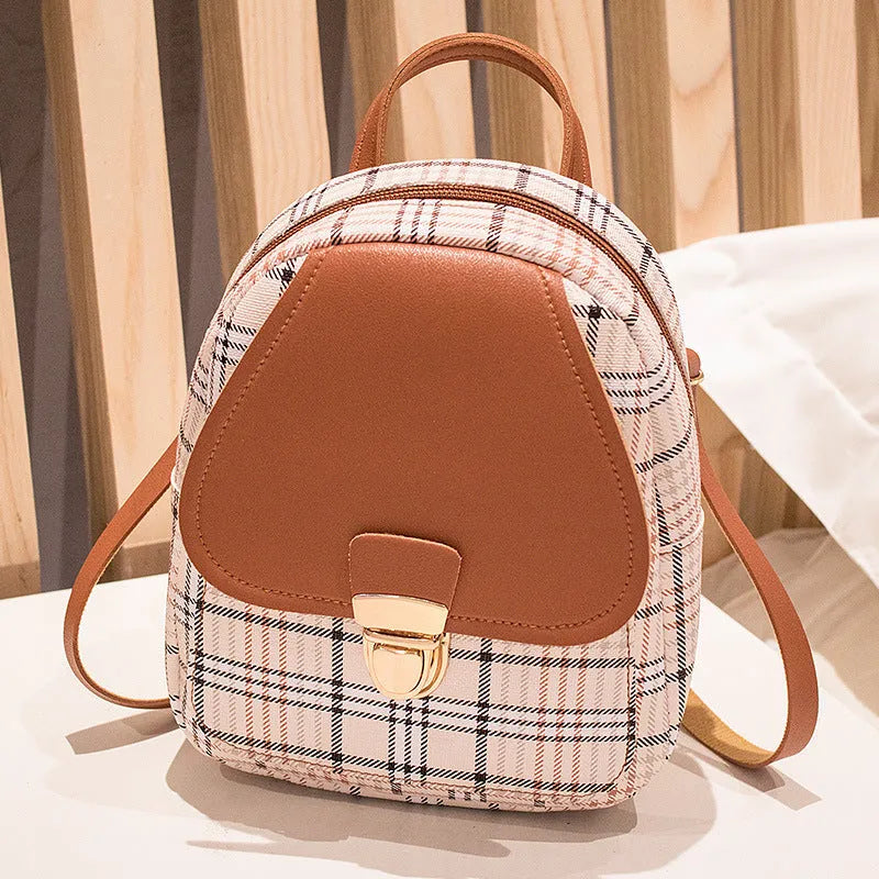 Diagonal one shoulder phone bag in PU leather available in five colours