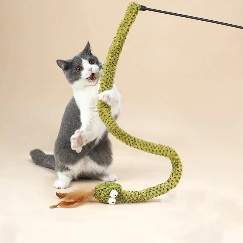 Green feather cat teasing stick with snake design on 140cm pole for interactive play
