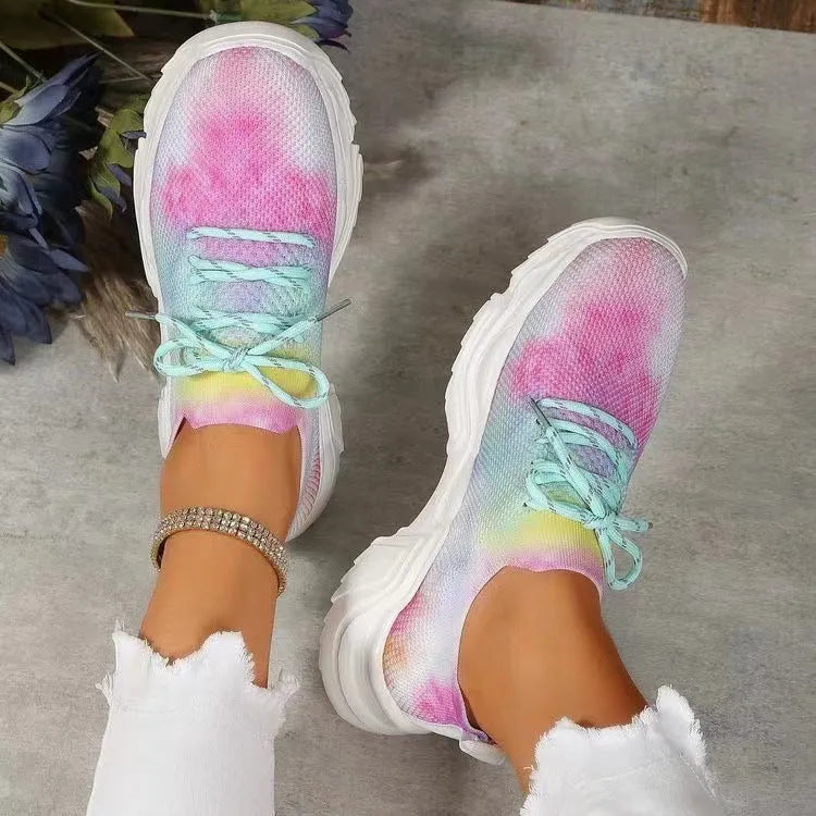 Flyknit slip-on running shoes with 3D printed floral pattern in pink green colour